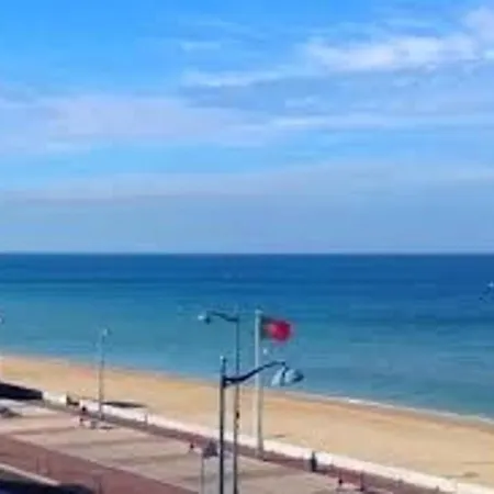 Calme Avec Balcon Pres Centre-ville Et Plage, Parking Prive - Fr-1-712-1 아파트 *