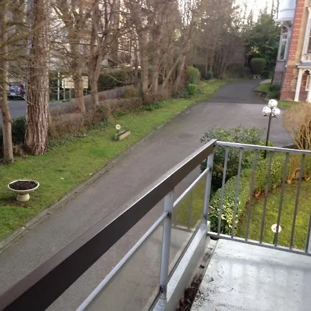 Avec Balcon Et Parking Proche - Fr-1-712-1 * Villers-sur-Mer