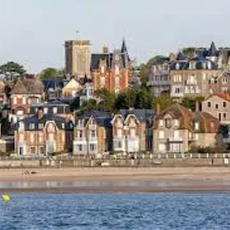 Apartamento Avec Balcon Et Parking Proche - Fr-1-712-1 Villers-sur-Mer